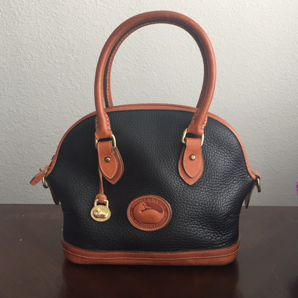 ❌SOLD❌ Vintage Dooney & Bourke Handbag Black